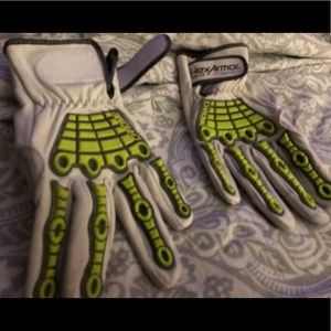 HexArmor Chrome Series 4080 Cut A8 Glove medium